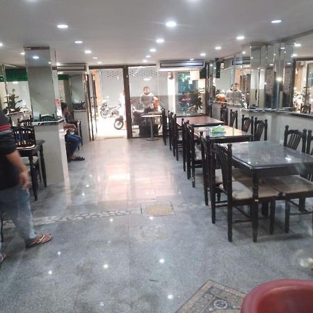 Om Inn بانكوك المظهر الخارجي الصورة